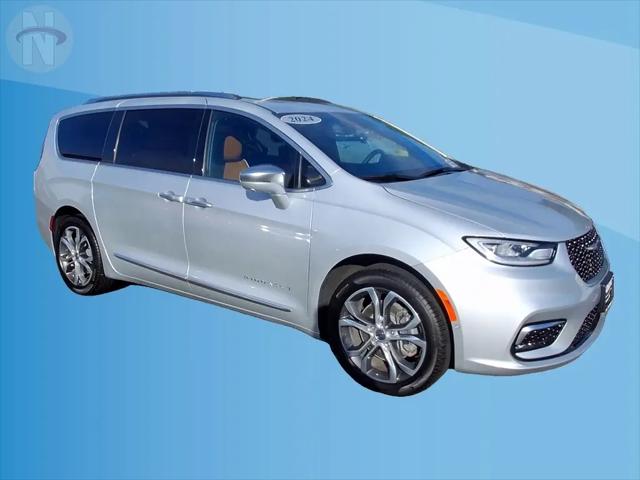2024 Chrysler Pacifica Pinnacle AWD