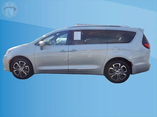2024 Chrysler Pacifica Pinnacle AWD