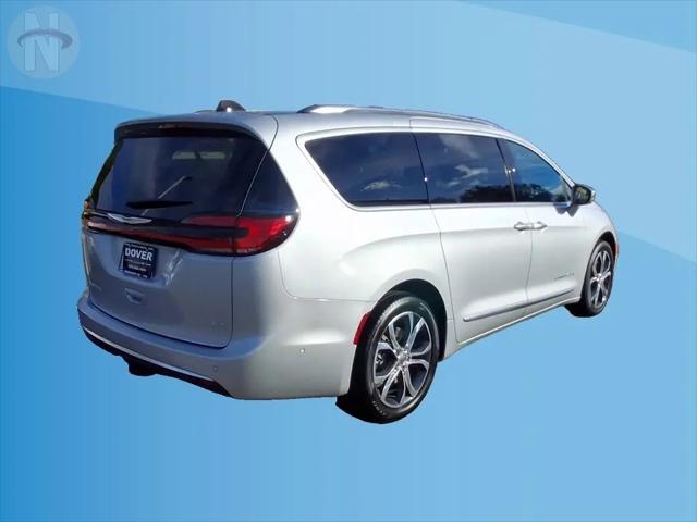 2024 Chrysler Pacifica Pinnacle AWD