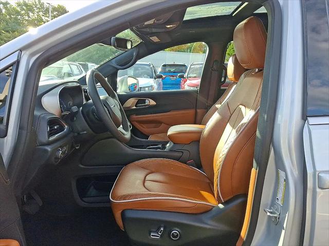 2024 Chrysler Pacifica Pinnacle AWD