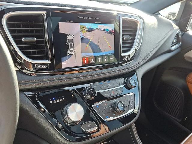 2024 Chrysler Pacifica Pinnacle AWD