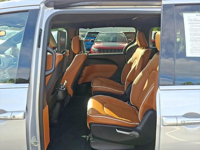 2024 Chrysler Pacifica Pinnacle AWD