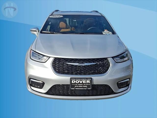 2024 Chrysler Pacifica Pinnacle AWD