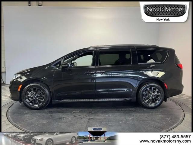 2021 Chrysler Pacifica Touring L AWD