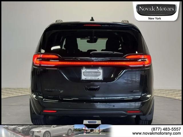 2021 Chrysler Pacifica Touring L AWD