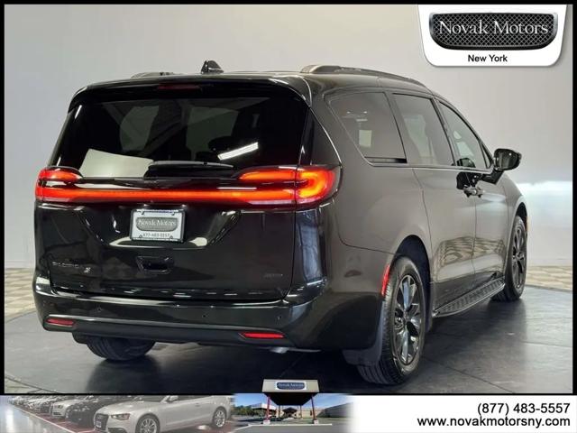 2021 Chrysler Pacifica Touring L AWD