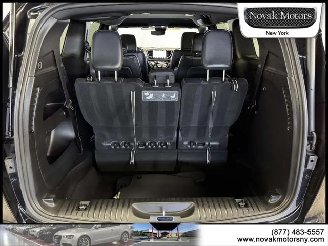 2021 Chrysler Pacifica Touring L AWD