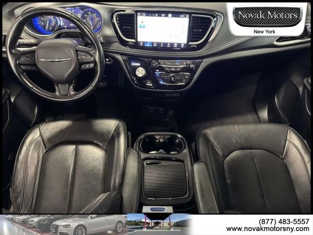 2021 Chrysler Pacifica Touring L AWD
