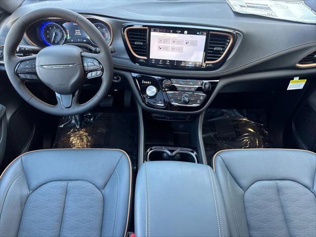 2027 Chrysler Pacifica Pinnacle AWD