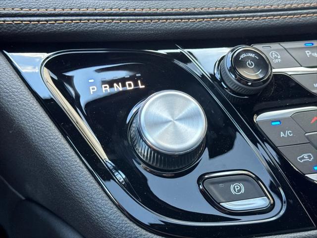 2027 Chrysler Pacifica Pinnacle AWD