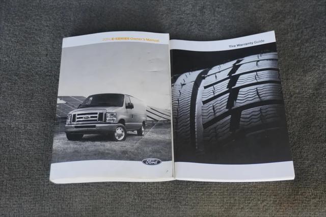 2014 Ford E-350 Super Duty XLT