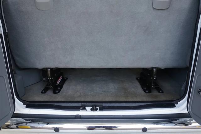 2014 Ford E-350 Super Duty XLT