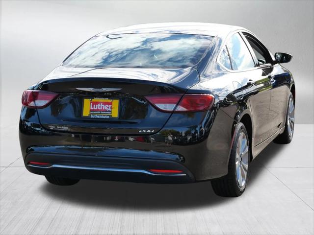 2016 Chrysler 200 Limited