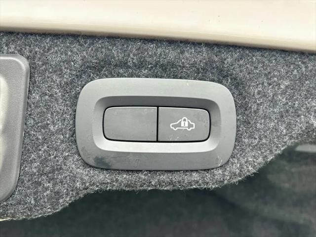 2021 Volvo S60 Momentum