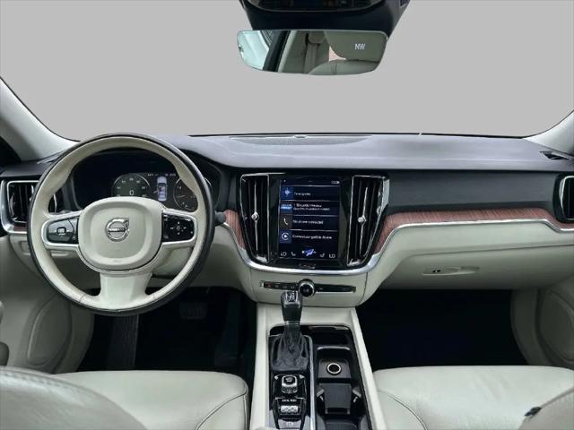 2021 Volvo S60 Momentum