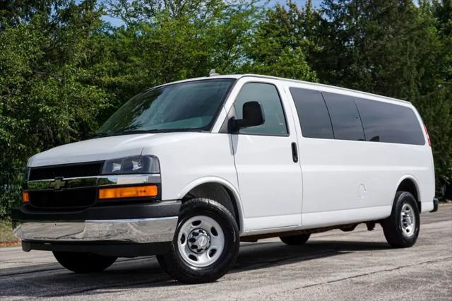 2017 Chevrolet Express LT for sale in Naperville, IL