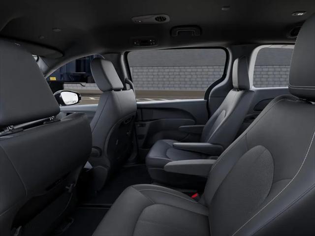 2027 Chrysler Pacifica Select AWD