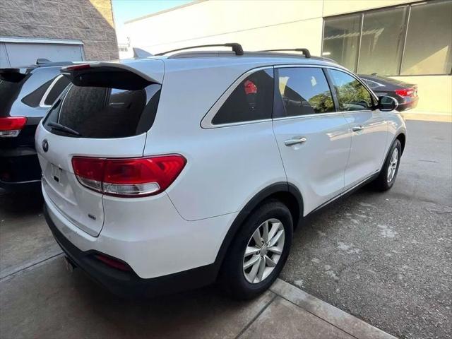 2016 Kia Sorento 2.4L LX