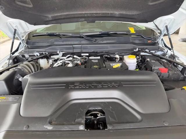2025 Ram 3500 Tradesman Crew Cab 4x4 8 Box