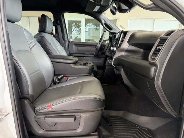 2025 Ram 3500 Tradesman Crew Cab 4x4 8 Box