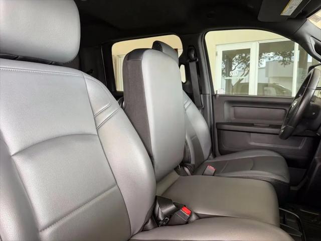 2025 Ram 3500 Tradesman Crew Cab 4x4 8 Box