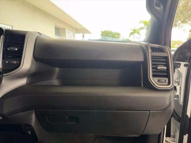 2025 Ram 3500 Tradesman Crew Cab 4x4 8 Box