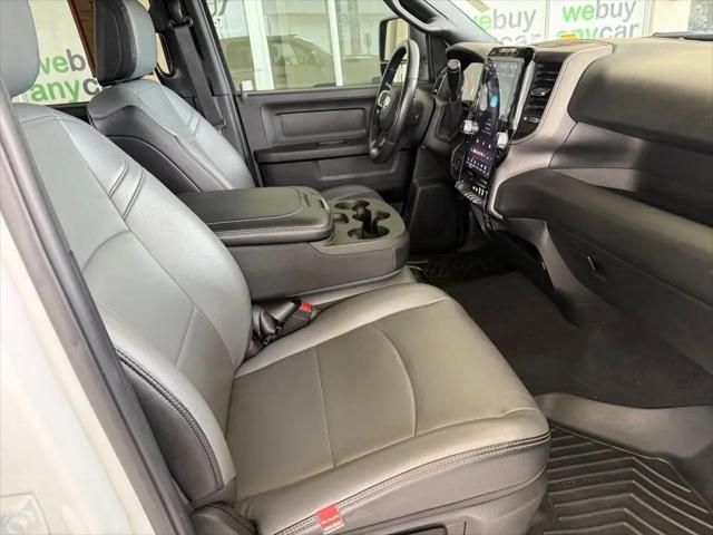 2025 Ram 3500 Tradesman Crew Cab 4x4 8 Box