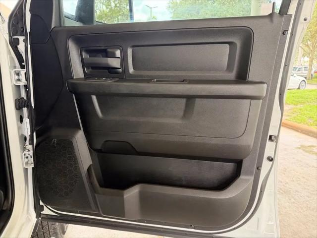 2025 Ram 3500 Tradesman Crew Cab 4x4 8 Box