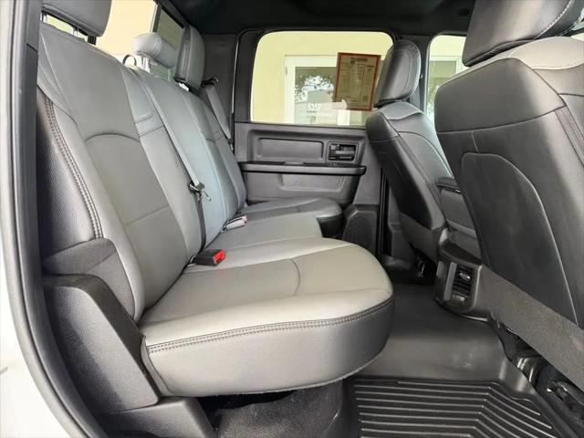2025 Ram 3500 Tradesman Crew Cab 4x4 8 Box
