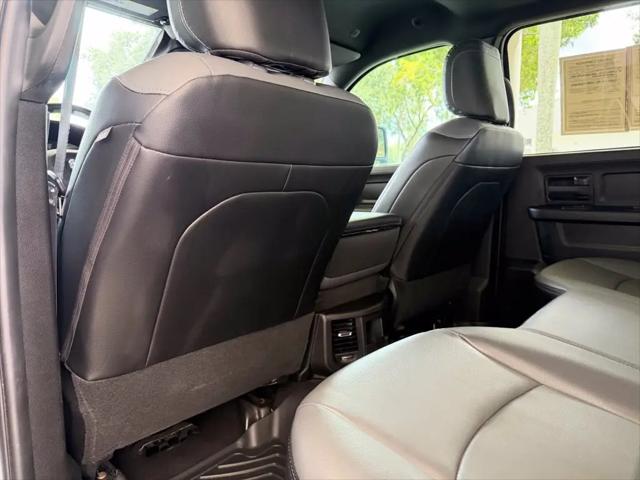 2025 Ram 3500 Tradesman Crew Cab 4x4 8 Box
