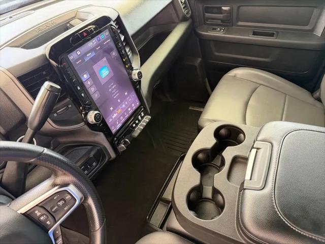 2025 Ram 3500 Tradesman Crew Cab 4x4 8 Box