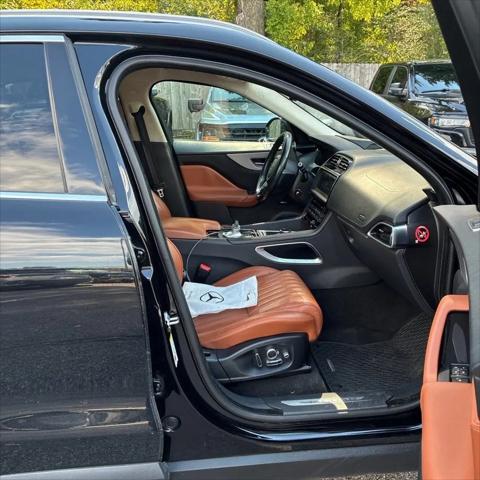 2019 Jaguar F-PACE 30t Portfolio