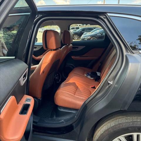 2019 Jaguar F-PACE 30t Portfolio
