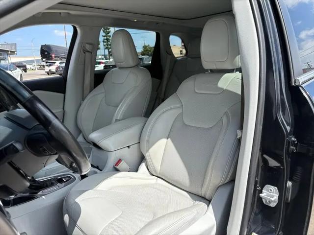 2019 Jeep Cherokee Limited FWD