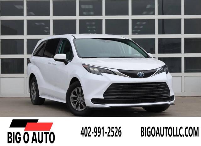 2024 Toyota Sienna LE for sale in Omaha, NE