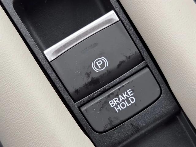 2027 Honda HR-V LX AWD