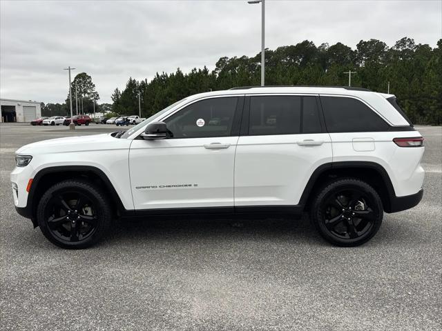 2023 Jeep Grand Cherokee Limited 4x2