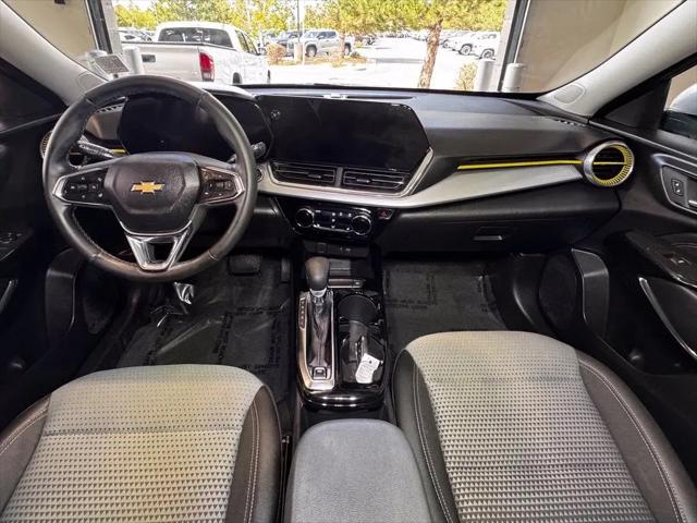 2025 Chevrolet Trax FWD LT