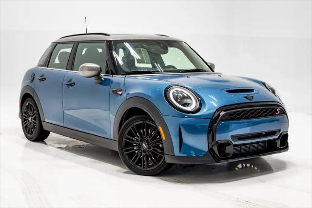 2023 MINI Hardtop Cooper S