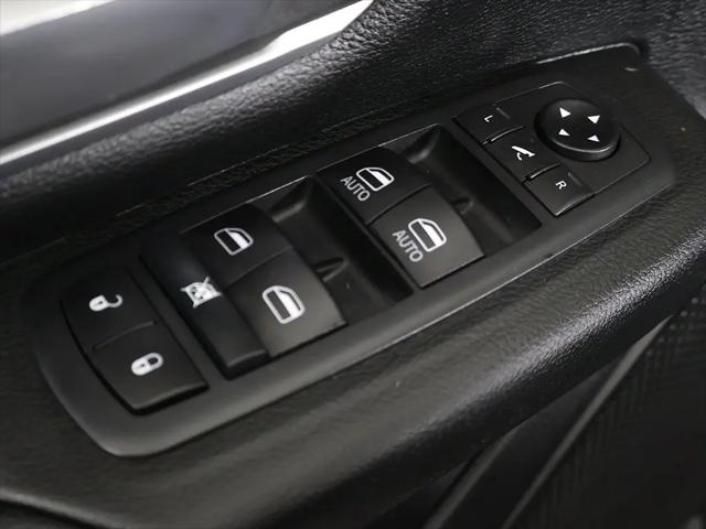 2020 Ram 1500 Big Horn Crew Cab 4x4 57 Box