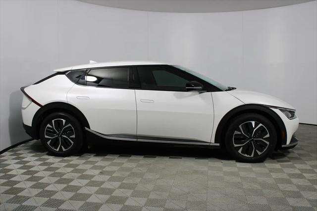 2023 Kia EV6 Light