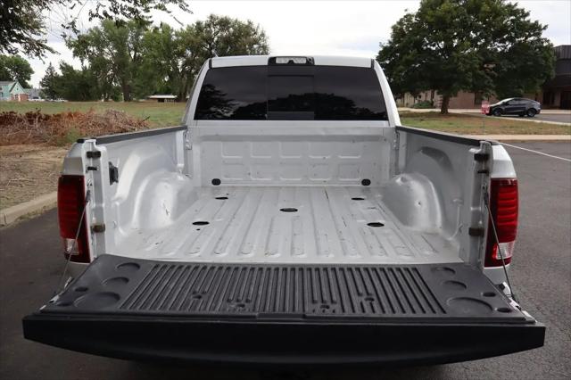 2018 Ram 3500 Laramie Mega Cab 4x4 64 Box