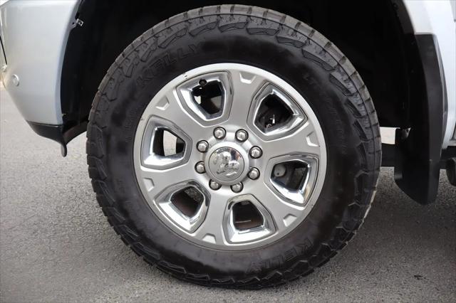 2018 Ram 3500 Laramie Mega Cab 4x4 64 Box