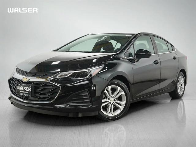 2019 Chevrolet Cruze LT for sale in Burnsville, MN