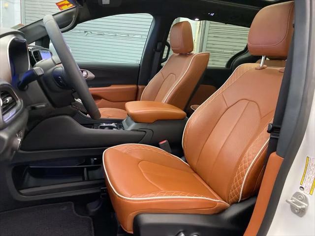 2024 Chrysler Pacifica Pinnacle