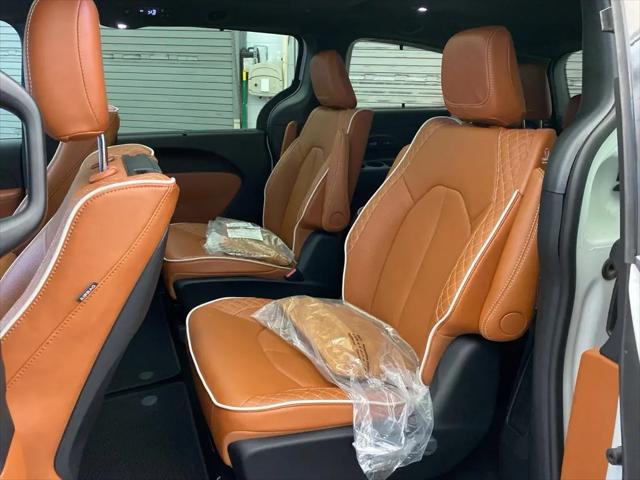 2024 Chrysler Pacifica Pinnacle