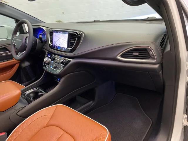 2024 Chrysler Pacifica Pinnacle