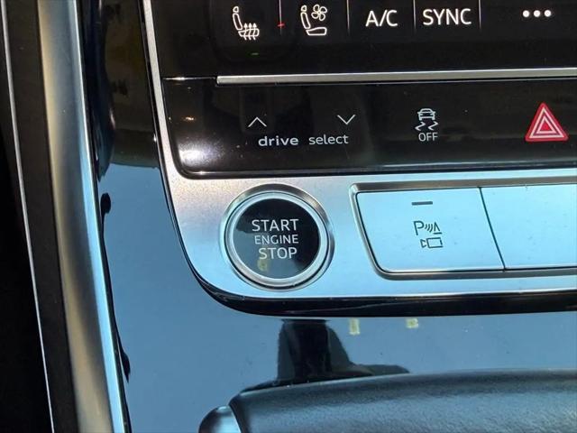 2021 Audi Q8 Prestige 55 TFSI quattro Tiptronic