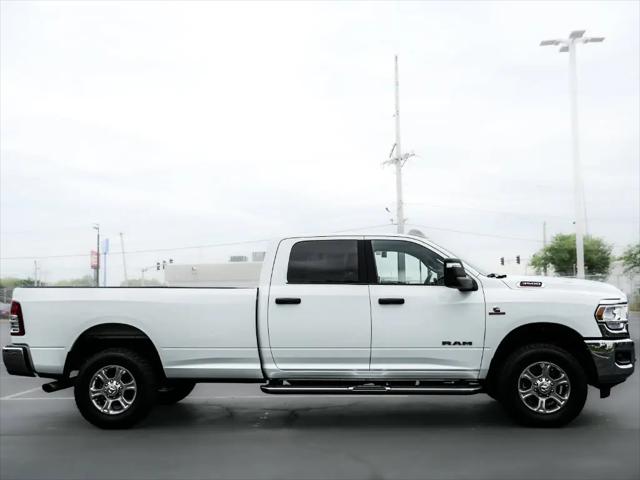 2024 Ram 3500 Big Horn Crew Cab 4x4 8 Box