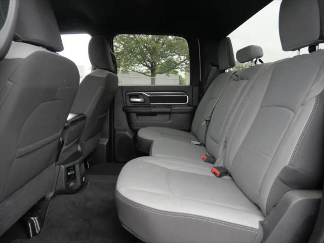 2024 Ram 3500 Big Horn Crew Cab 4x4 8 Box